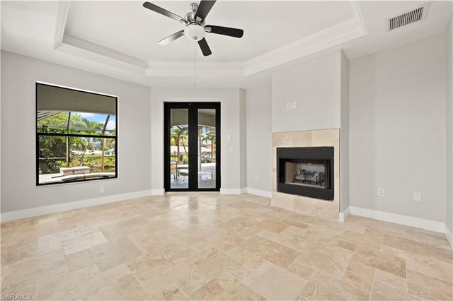 506 32nd PL, Cape Coral, FL 33993