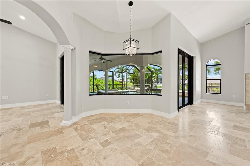 Image 11 of property listing at 506 32nd PL, Cape Coral, FL 33993