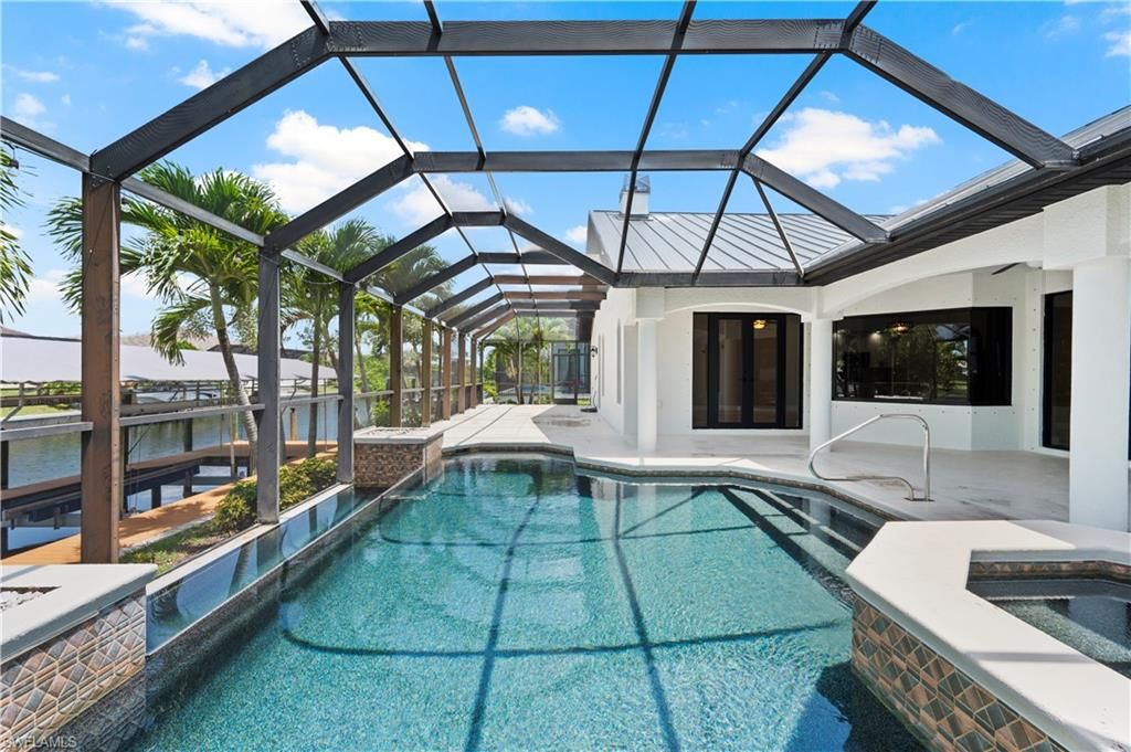 Image 32 of property listing at 506 32nd PL, Cape Coral, FL 33993