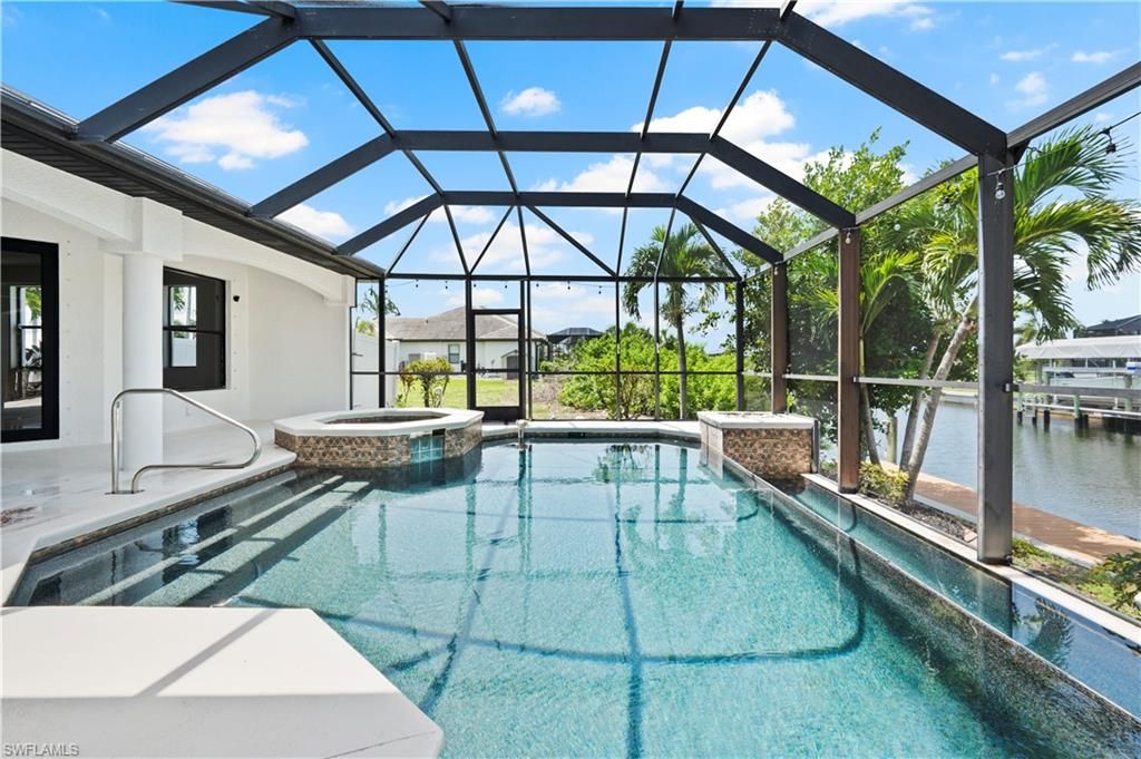 Image 34 of property listing at 506 32nd PL, Cape Coral, FL 33993