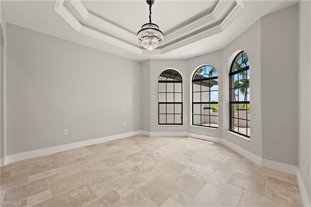 Image 7 of property listing at 506 32nd PL, Cape Coral, FL 33993