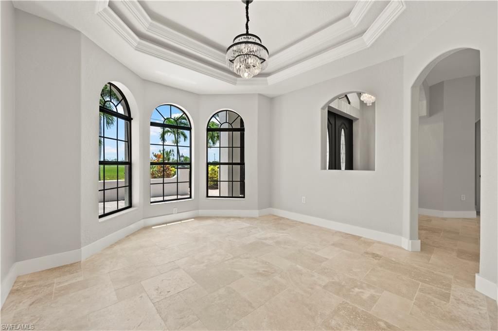 Image 8 of property listing at 506 32nd PL, Cape Coral, FL 33993