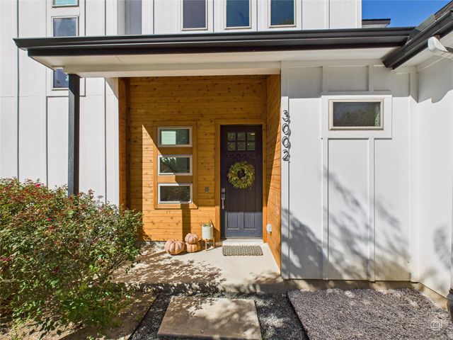 3002 Sunridge DR, Austin, TX 78741