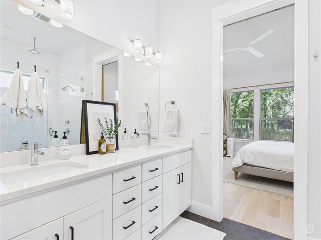 3002 Sunridge DR, Austin, TX 78741