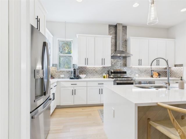 3002 Sunridge DR, Austin, TX 78741