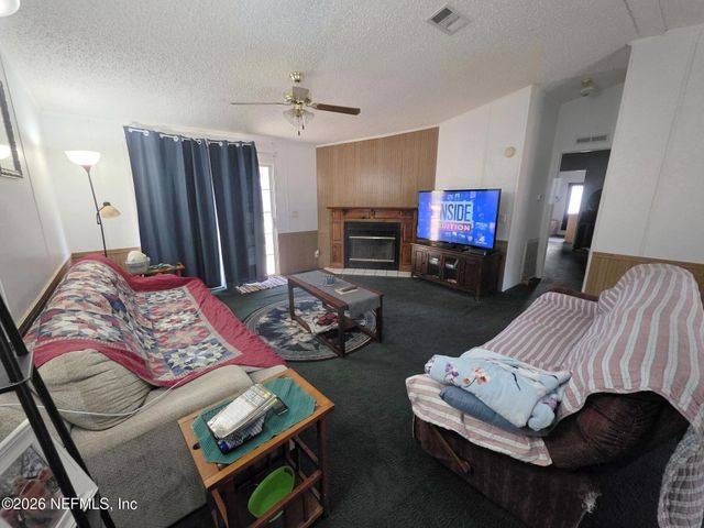 44680 ARTESIAN Boulevard, Callahan, FL 32011