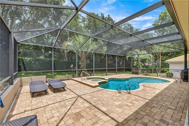 155 W Doerr Path, Hernando, FL 34442