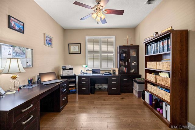 155 W Doerr Path, Hernando, FL 34442