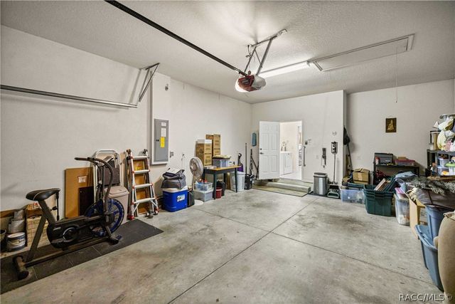 155 W Doerr Path, Hernando, FL 34442