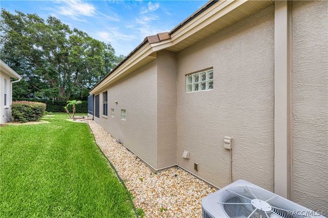 155 W Doerr Path, Hernando, FL 34442
