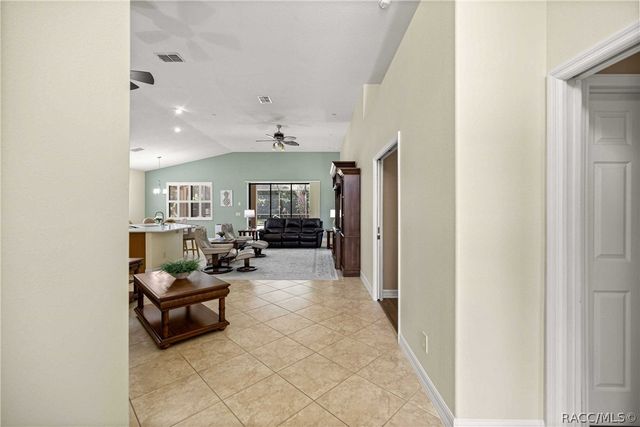 155 W Doerr Path, Hernando, FL 34442