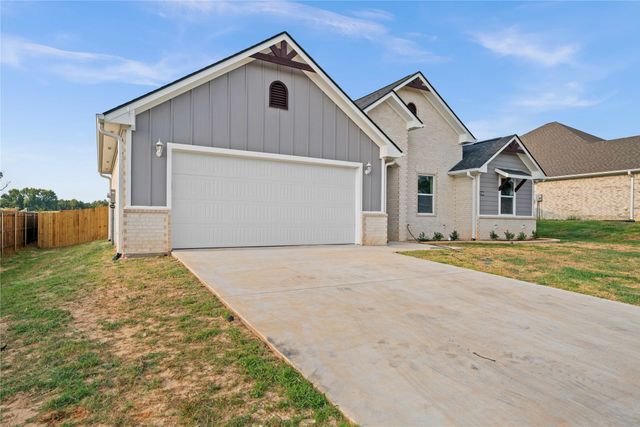 120 Hay Meadow Drive, Winona, TX 75792