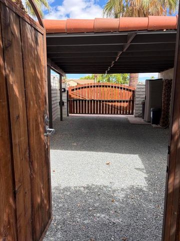 74111 Old Prospector Trail, Palm Desert, CA 92260