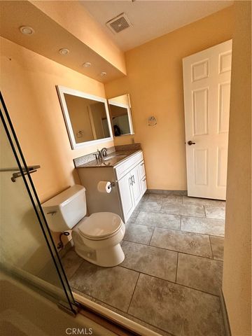 189 Alicante Aisle 229, Irvine, CA 92614