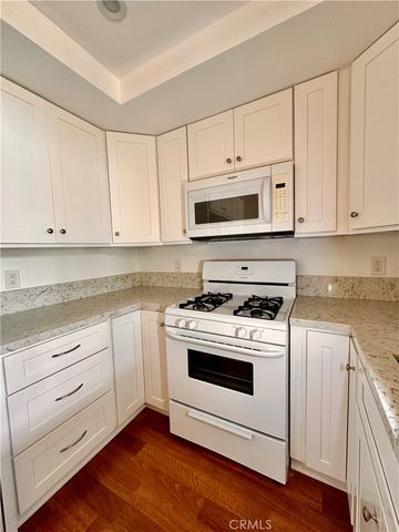 189 Alicante Aisle 229, Irvine, CA 92614