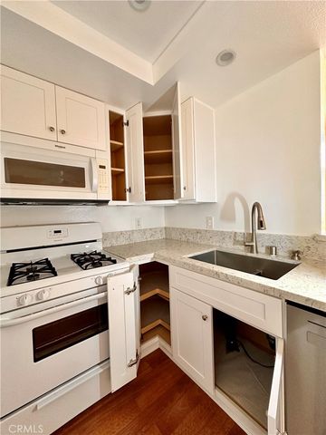 189 Alicante Aisle 229, Irvine, CA 92614