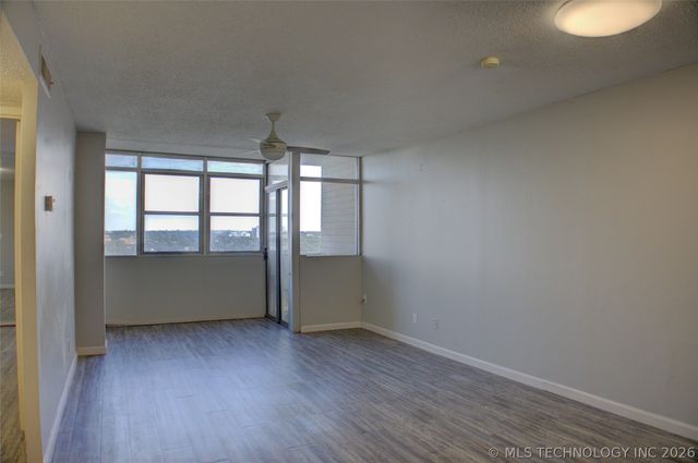1502 S Boulder Avenue 18K, Tulsa, OK 74119