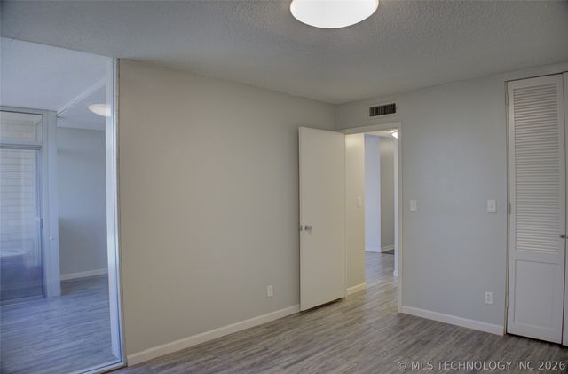1502 S Boulder Avenue 18K, Tulsa, OK 74119