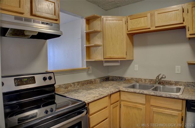 1502 S Boulder Avenue 18K, Tulsa, OK 74119