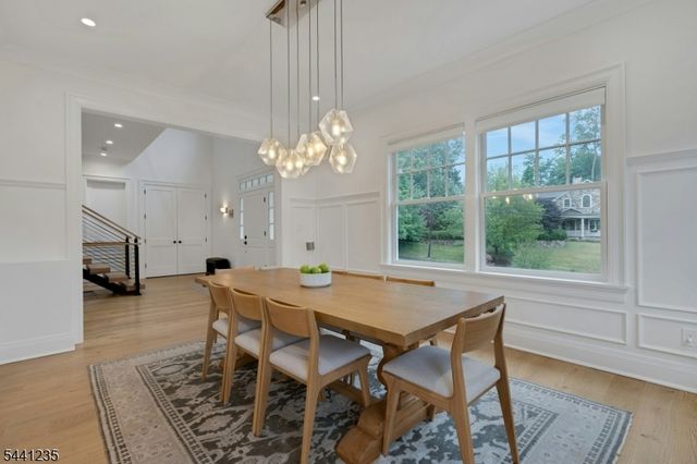 61 Slayton Dr, Millburn Twp., NJ 07078