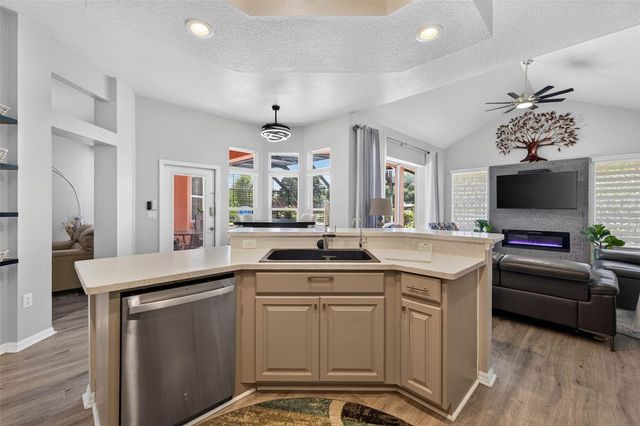 5805 WEDGEFIELD DRIVE, Zephyrhills, FL 33541