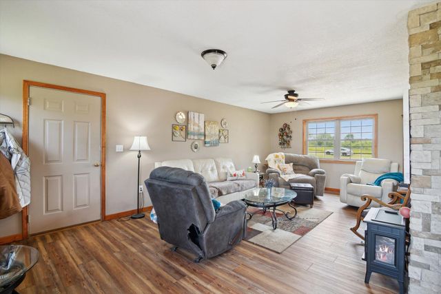 1741 N Bunn Road, Hillsdale Twp, MI 49242