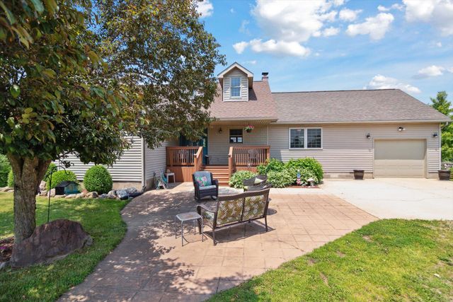 1741 N Bunn Road, Hillsdale Twp, MI 49242