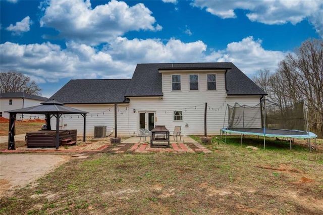 400 Pitts Chapel Rd, Newborn, GA 30056