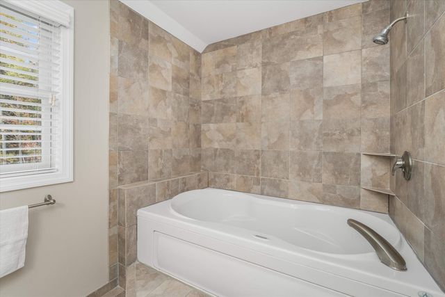 18 Ked Drive, Concord, NH 03301