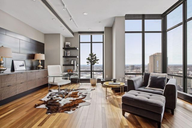 201 S 11th Street 2100, Minneapolis, MN 55403