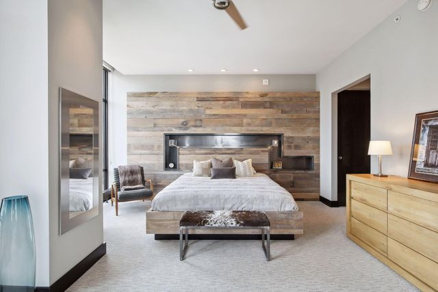 201 S 11th Street 2100, Minneapolis, MN 55403