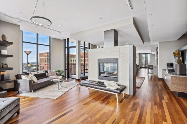 201 S 11th Street 2100, Minneapolis, MN 55403