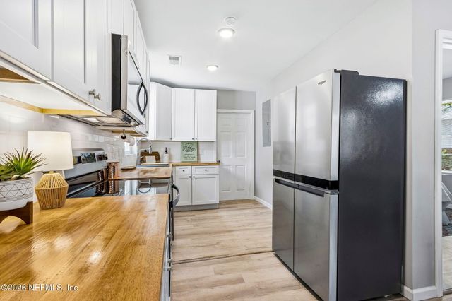 2908 BROADWAY Avenue, Jacksonville, FL 32254