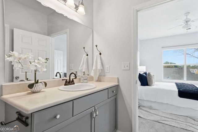 1150 Collier Road NW 1R, Atlanta, GA 30318