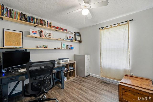 110 Rock Bridge Road, Villa Ridge, MO 63089