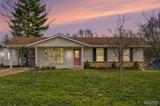 110 Rock Bridge Road, Villa Ridge, MO 63089