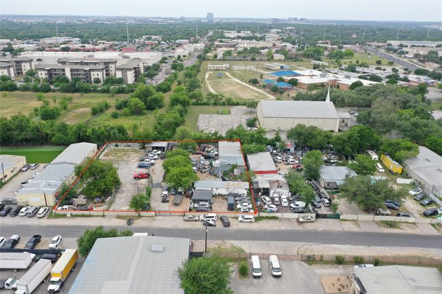 11108 Georgian DR, Austin, TX 78753