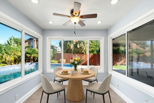 313 Timber Dr, Vacaville, CA 95688