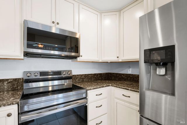 313 Timber Dr, Vacaville, CA 95688