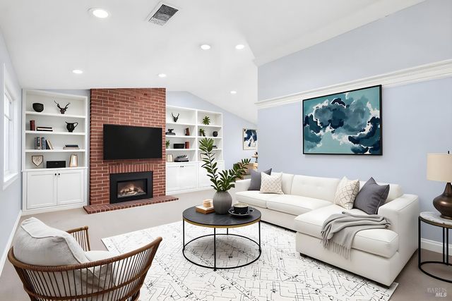 313 Timber Dr, Vacaville, CA 95688