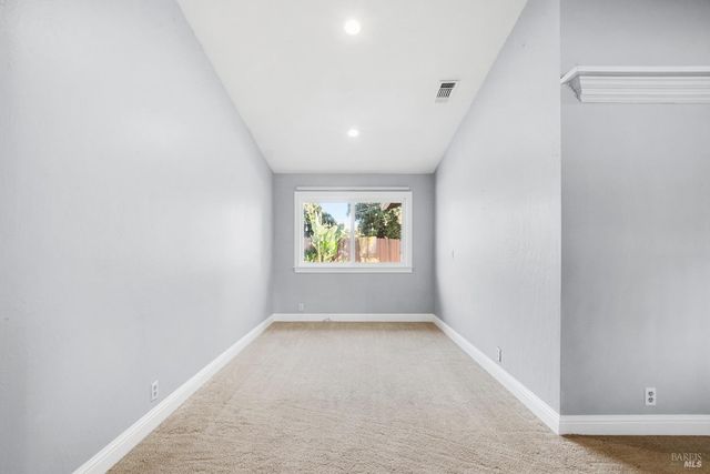 313 Timber Dr, Vacaville, CA 95688