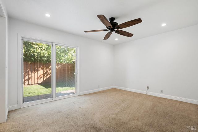 313 Timber Dr, Vacaville, CA 95688