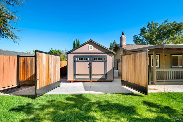 313 Timber Dr, Vacaville, CA 95688