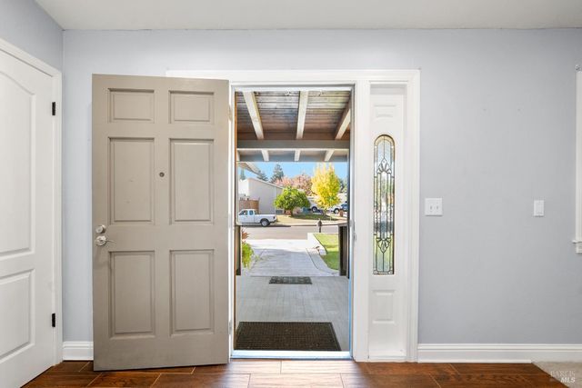 313 Timber Dr, Vacaville, CA 95688