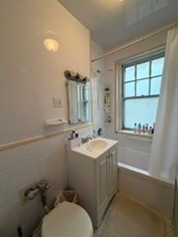 249 Chestnut Hill Avenue 54, Boston, MA 02135