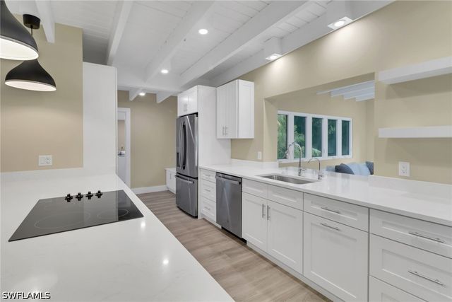 5150 Sand Dollar LN, Naples, FL 34103