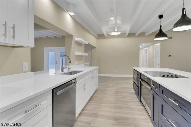 5150 Sand Dollar LN, Naples, FL 34103