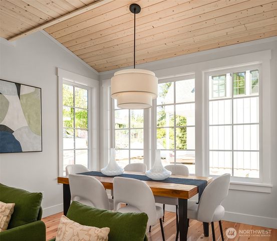 2218 NE 125th Street, Seattle, WA 98125