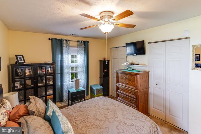 1830 MONTREAL RD, Severn, MD 21144