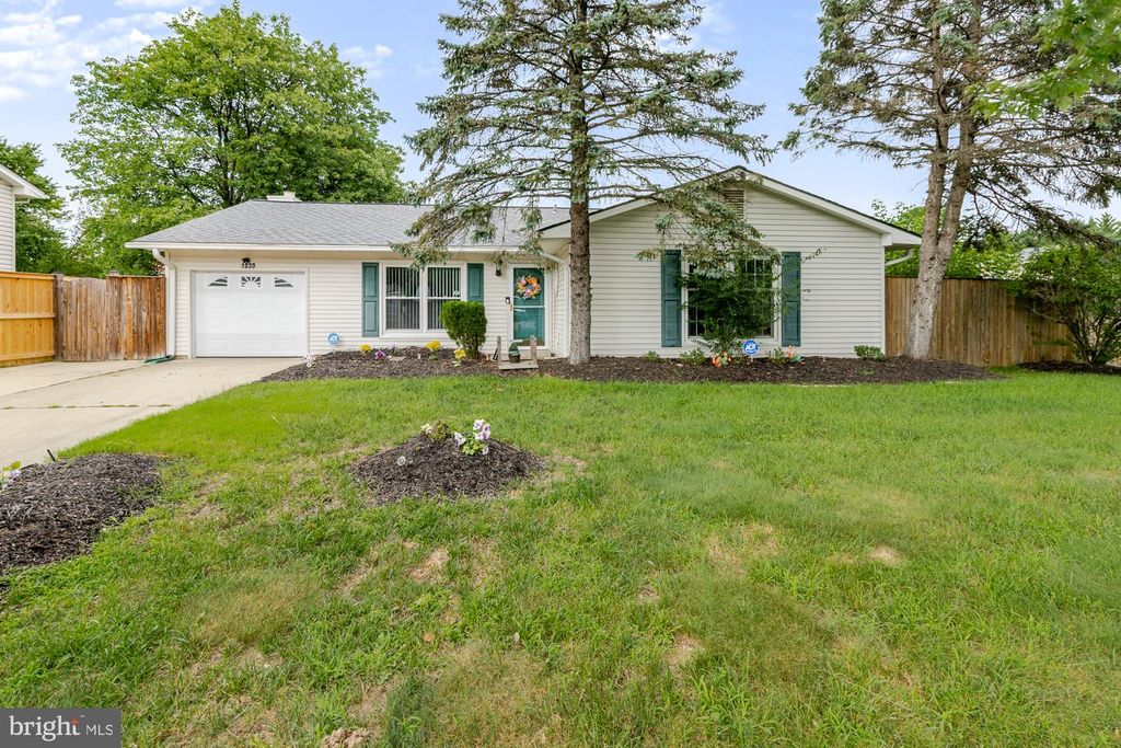 1830 MONTREAL RD, Severn, MD 21144